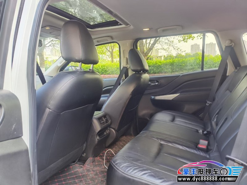 19年日产途达轿车抵押车出售