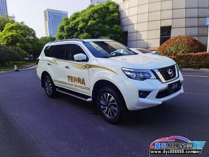 19年日产途达轿车抵押车出售