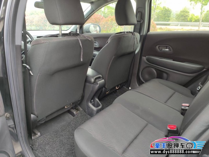 16年本田XRV轿车抵押车出售