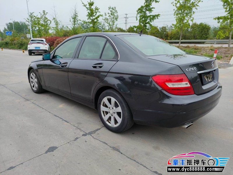 12年奔驰C轿车抵押车出售