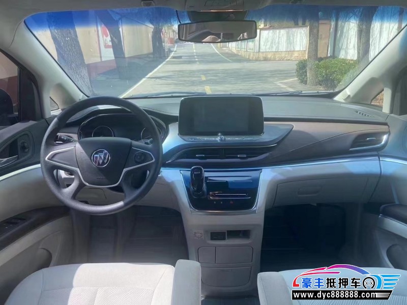 21年别克GL8SUV抵押车出售