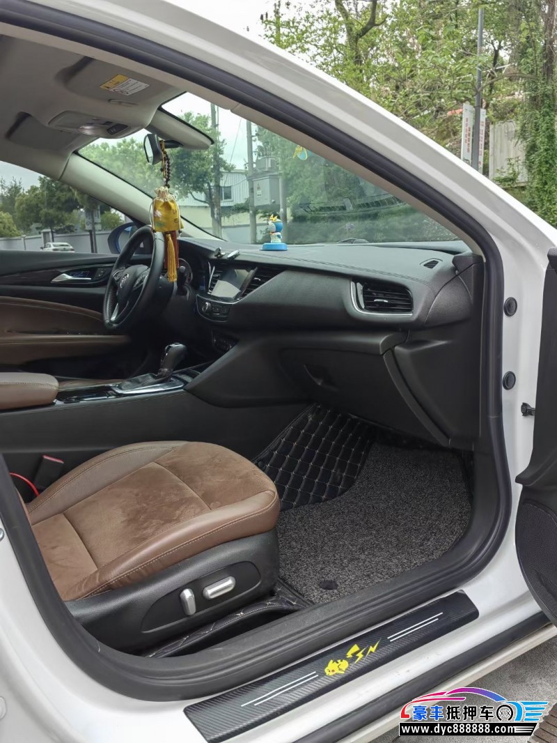 20年别克君威轿车抵押车出售