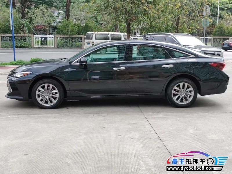 22年丰田亚洲龙轿车抵押车出售