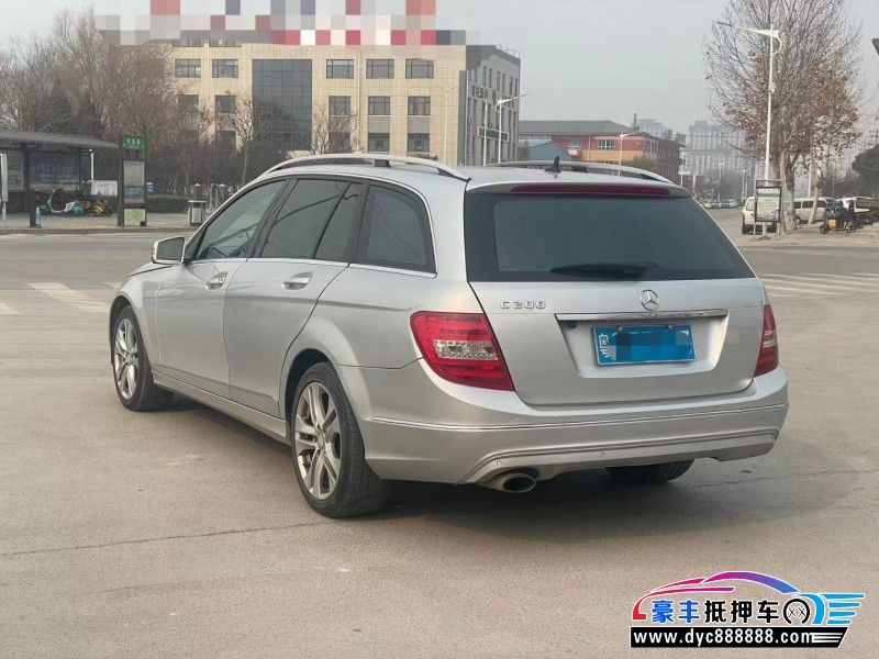 12年奔驰C级轿车抵押车出售
