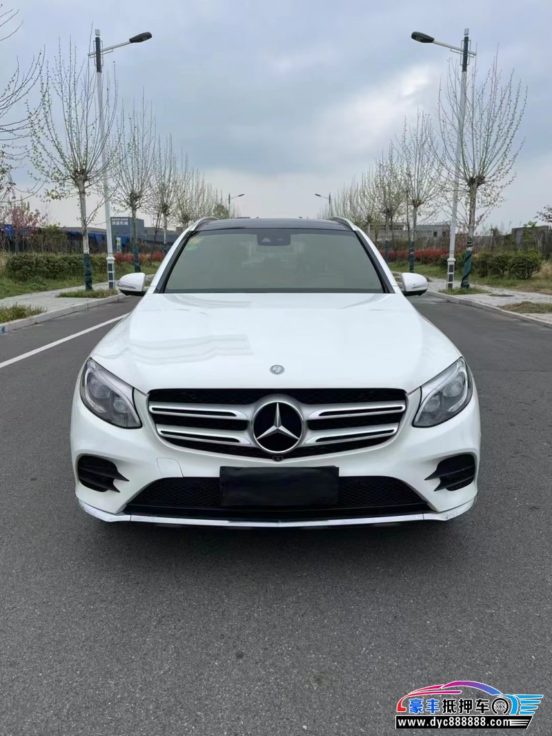 17年奔驰GLC轿车抵押车出售