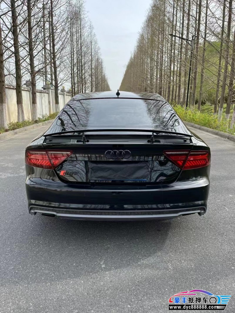 18年奥迪A7轿车抵押车出售