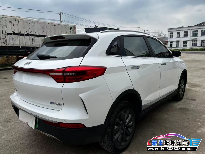 22年威马汽车ex5轿车抵押车出售