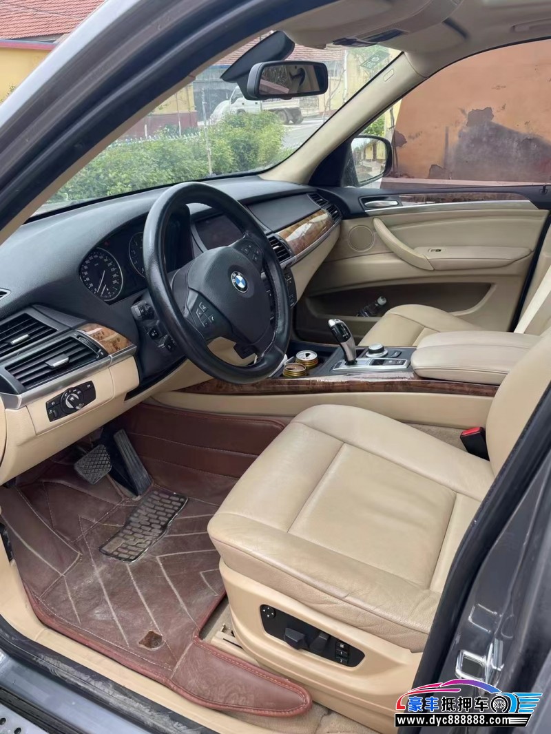 08年宝马X5轿车抵押车出售