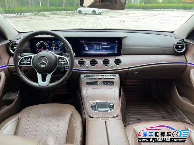 19年奔驰E轿车抵押车出售