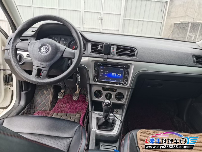 14年大众朗行轿车抵押车出售