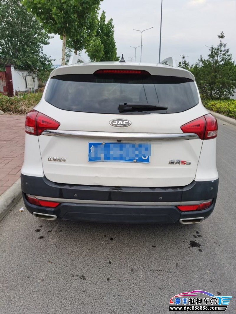 16年江淮瑞风S3轿车抵押车出售