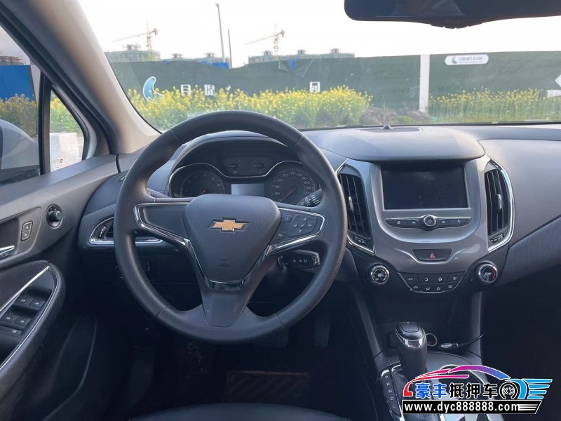 17年雪佛兰科鲁兹轿车抵押车出售