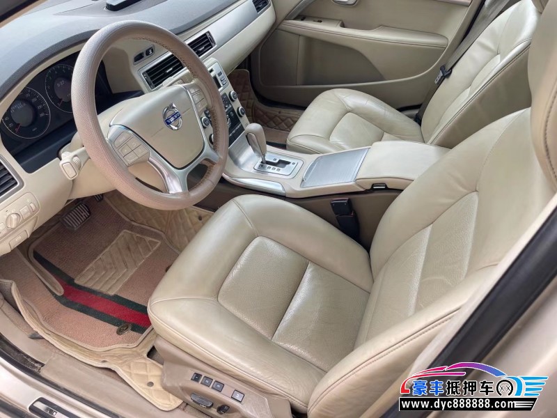 11年沃尔沃S80轿车抵押车出售