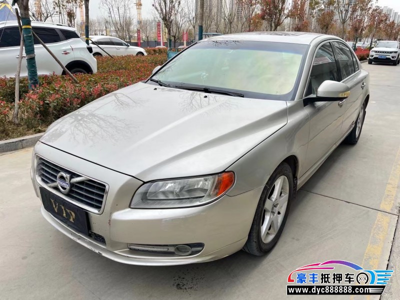 11年沃尔沃S80轿车抵押车出售