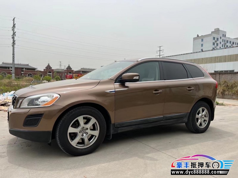 12年沃尔沃XC60轿车抵押车出售