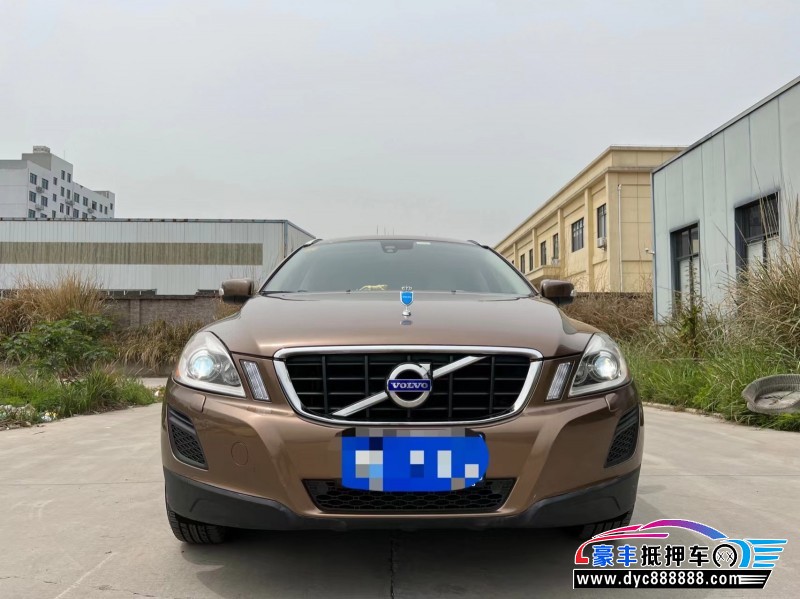 12年沃尔沃XC60轿车抵押车出售