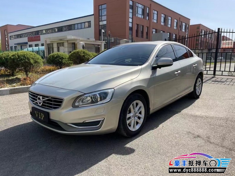 17年沃尔沃S60轿车抵押车出售