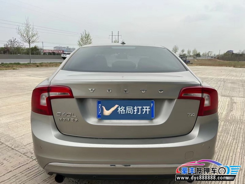 16年沃尔沃S60轿车抵押车出售