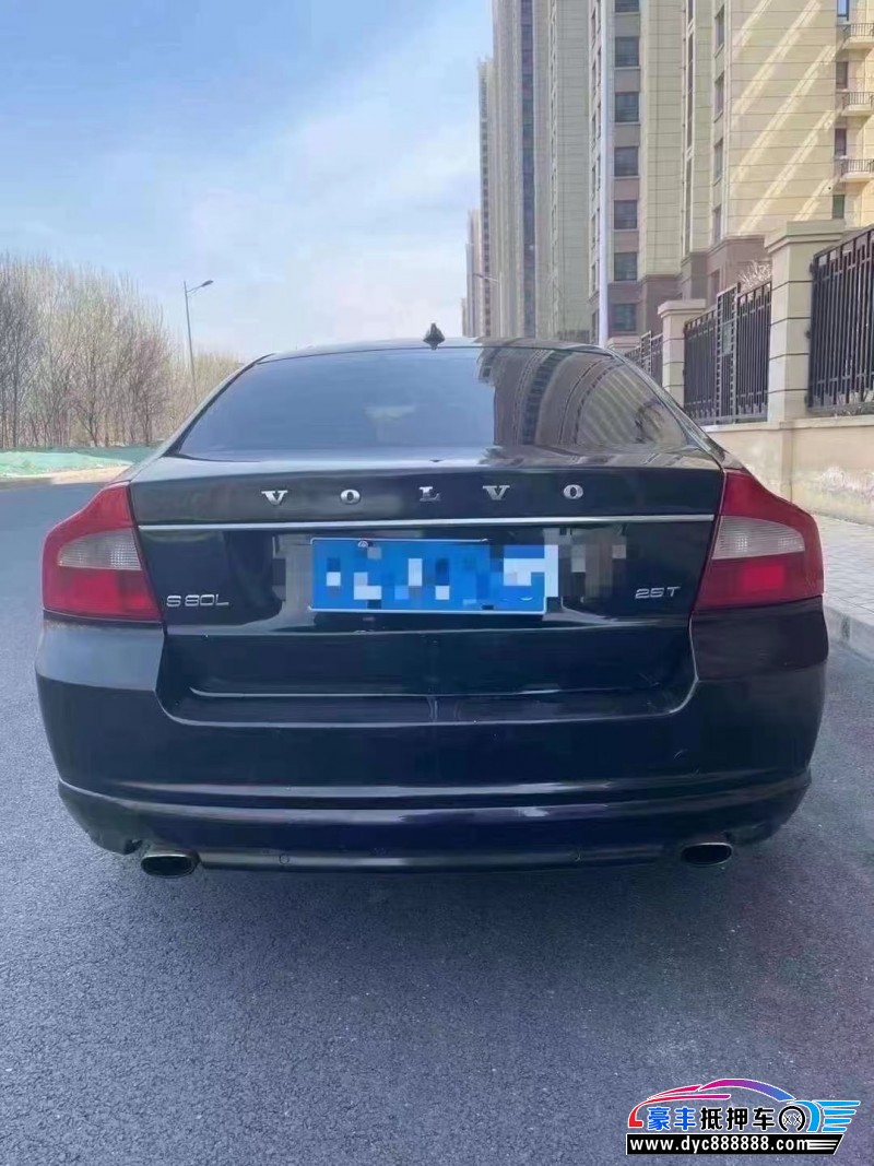 10年沃尔沃S80轿车抵押车出售