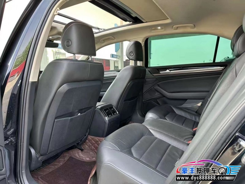 18年大众途昂轿车抵押车出售