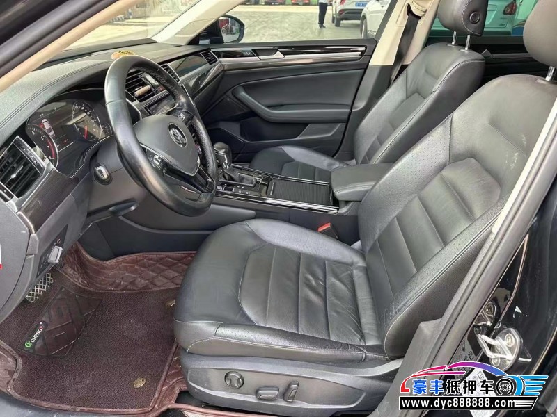 18年大众途昂轿车抵押车出售