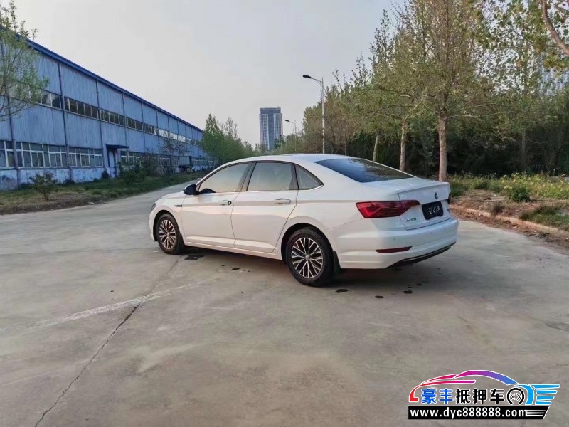 21年大众速腾轿车抵押车出售