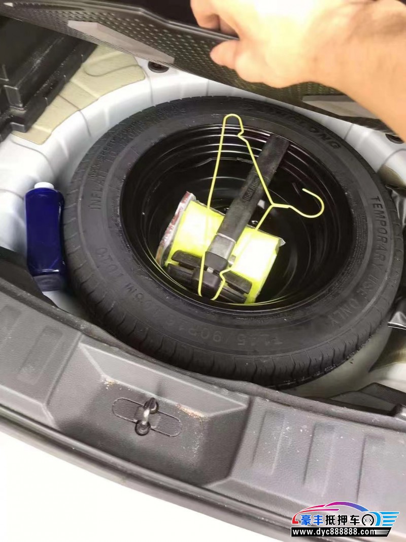 19年日产奇骏轿车抵押车出售