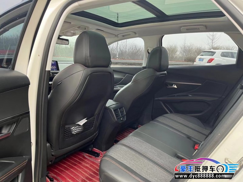 17年标致4008轿车抵押车出售