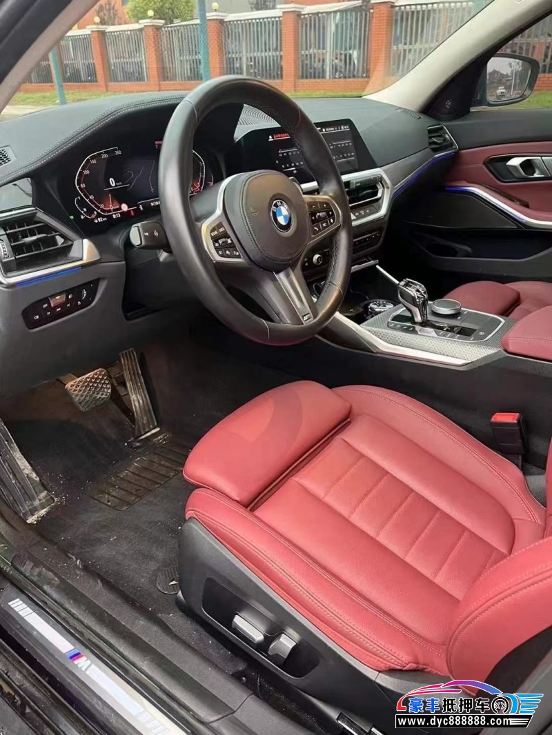 21年宝马3系轿车抵押车出售