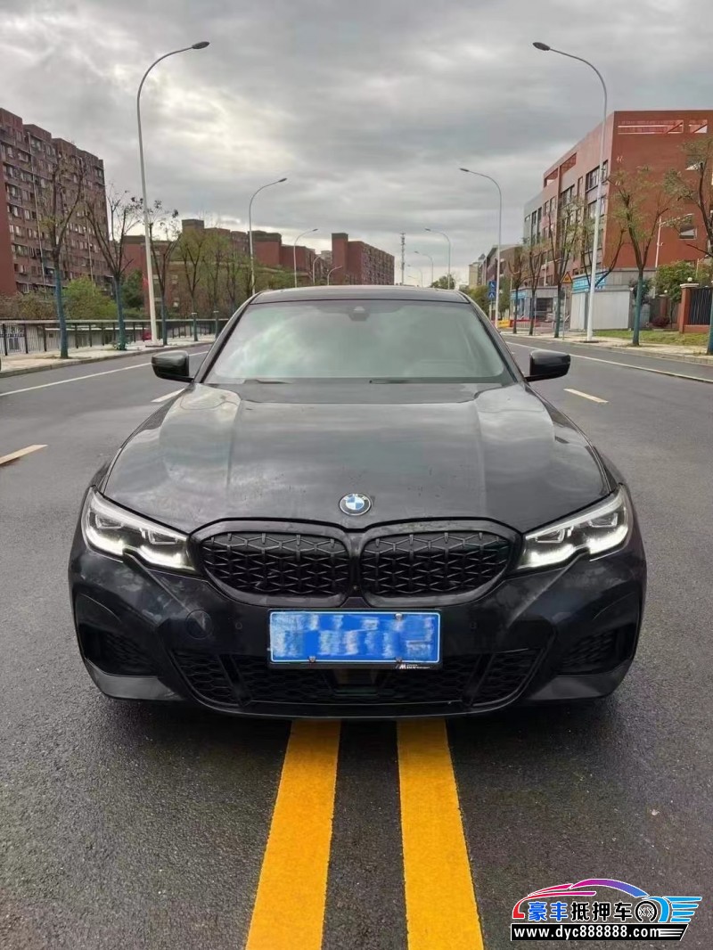 21年宝马3系轿车抵押车出售