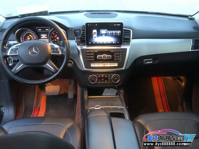 15年奔驰ML轿车抵押车出售