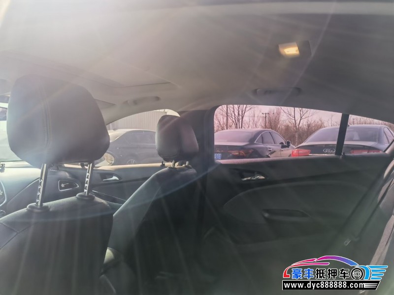 17年雪佛兰科鲁兹轿车抵押车出售