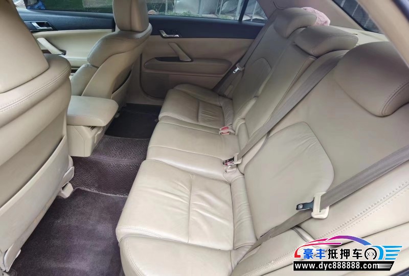 10年丰田锐志轿车抵押车出售