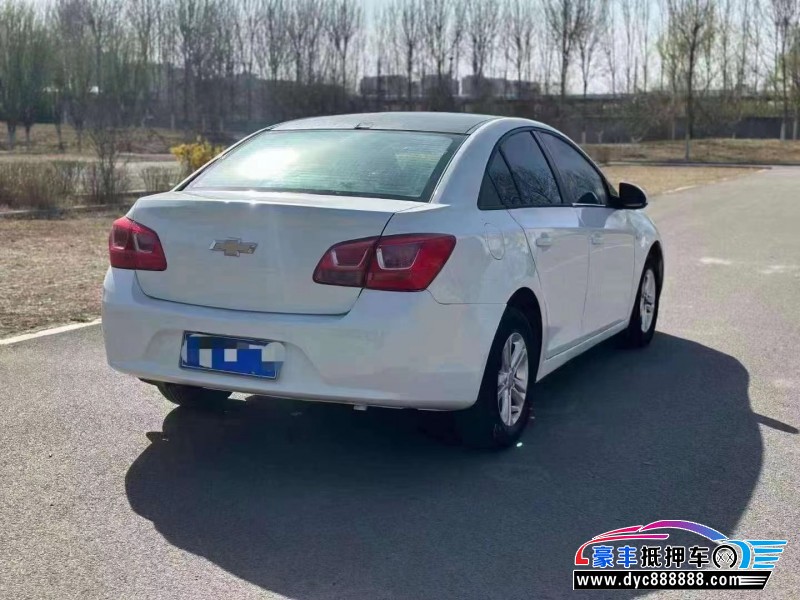 15年雪佛兰科鲁兹轿车抵押车出售