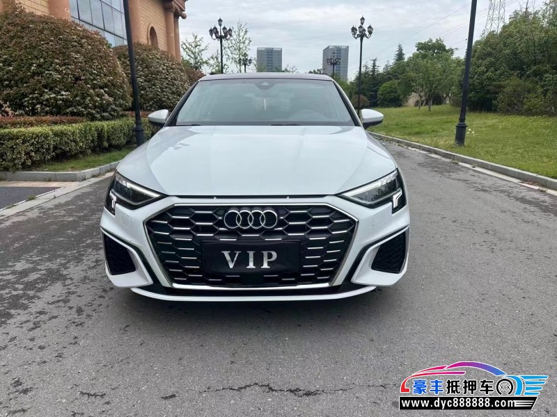 22年奥迪A3SUV抵押车出售