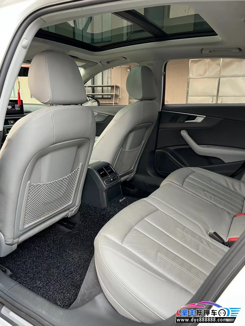 16年奥迪A4轿车抵押车出售