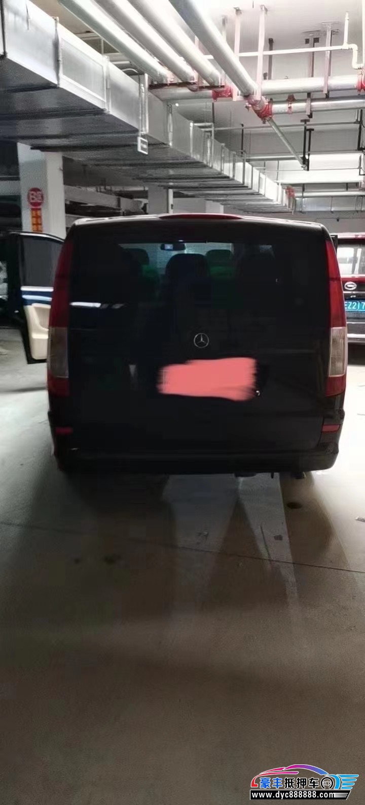 14年奔驰威霆MPV抵押车出售