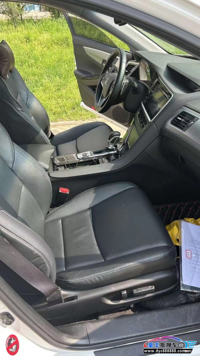 17年本田思铂睿轿车抵押车出售