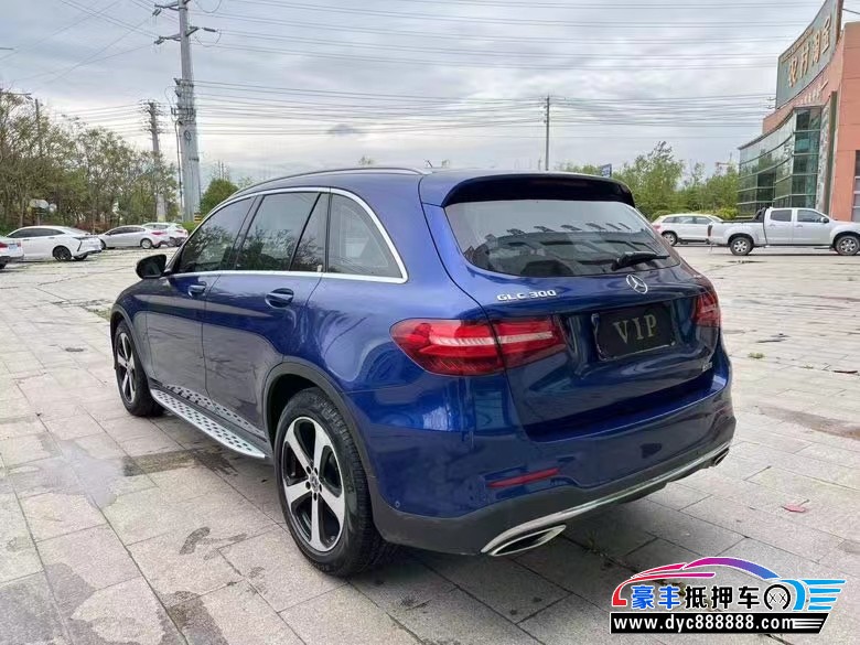18年奔驰GLC轿车抵押车出售