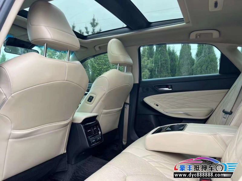 19年丰田亚洲龙轿车抵押车出售