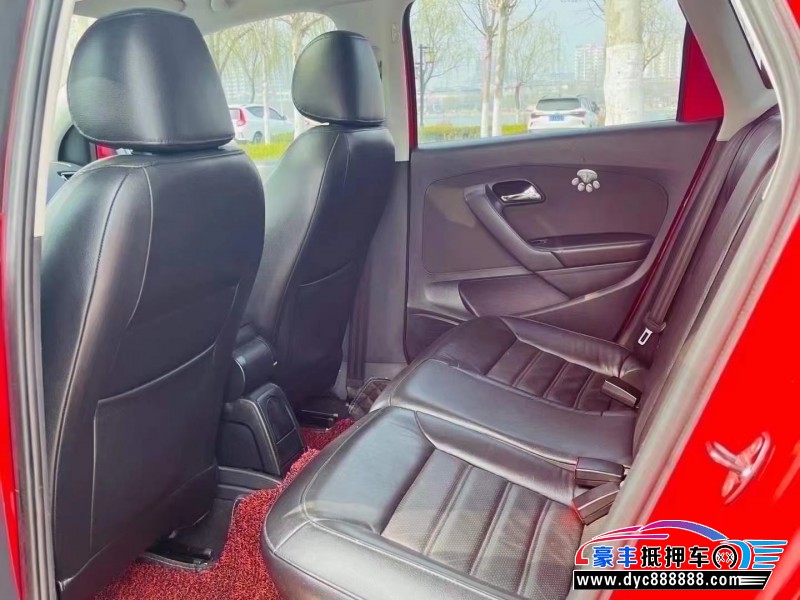 14年大众polo轿车抵押车出售