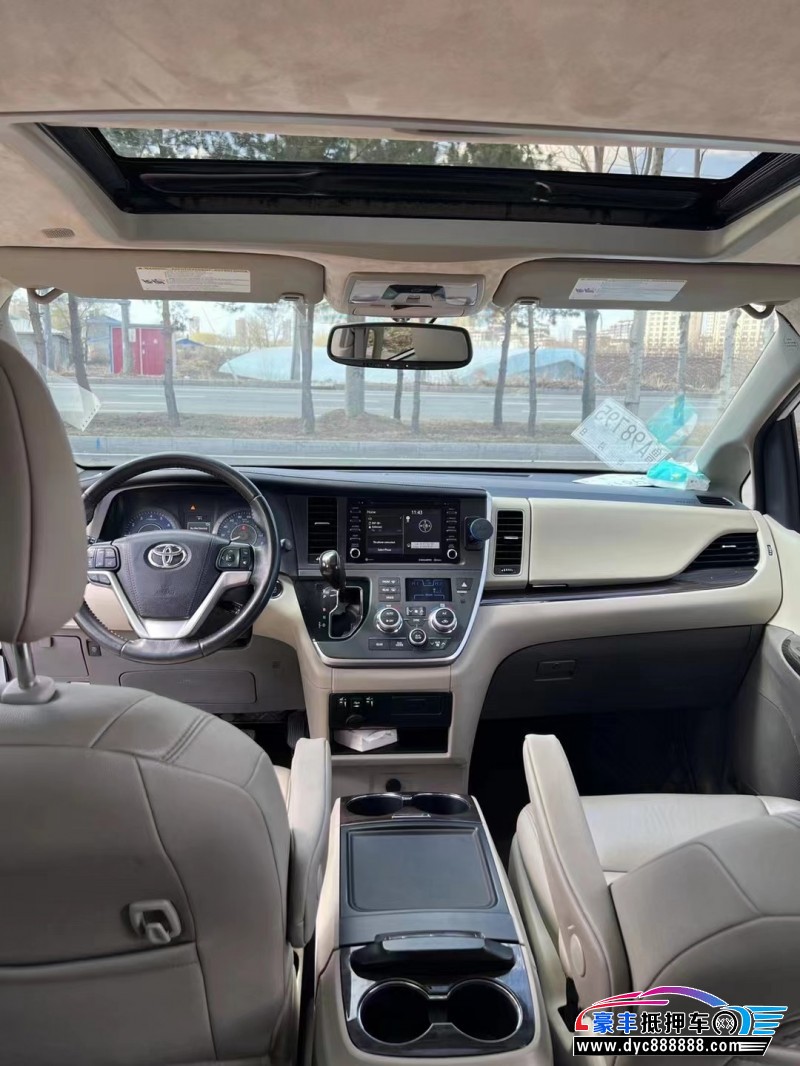 20年丰田塞纳MPV抵押车出售