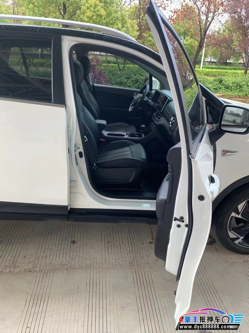 20年传祺gs3轿车抵押车出售