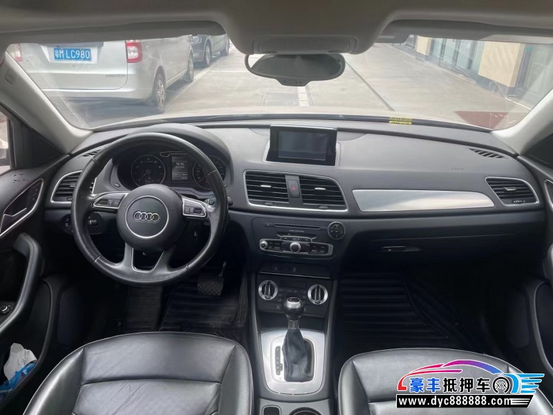 15年奥迪Q3轿车抵押车出售