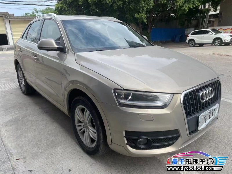 15年奥迪Q3轿车抵押车出售
