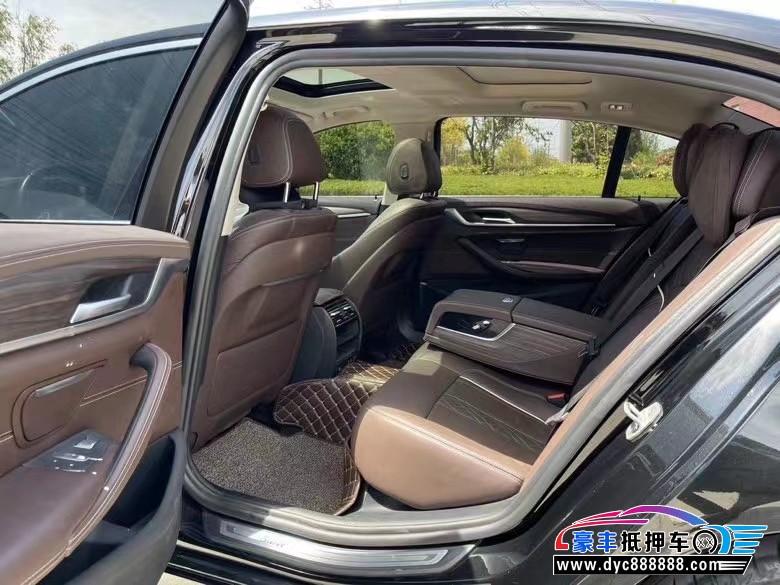 20年宝马5系轿车抵押车出售