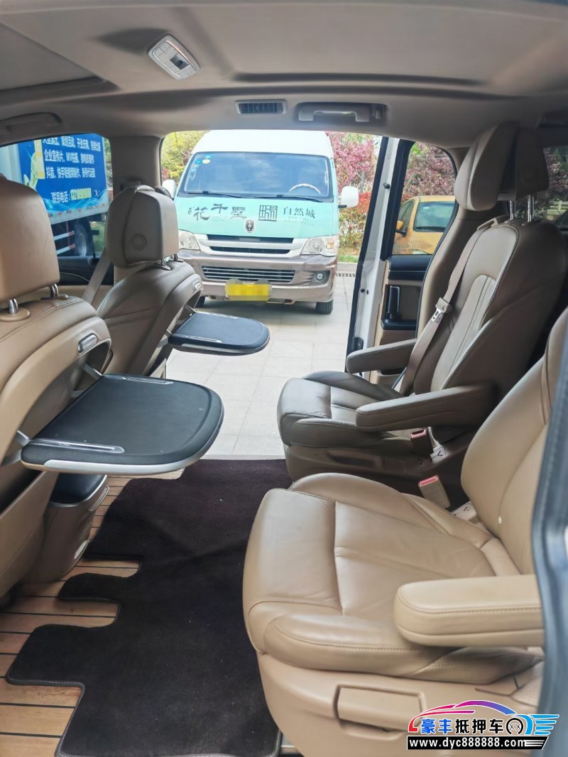 20年别克GL8MPV抵押车出售