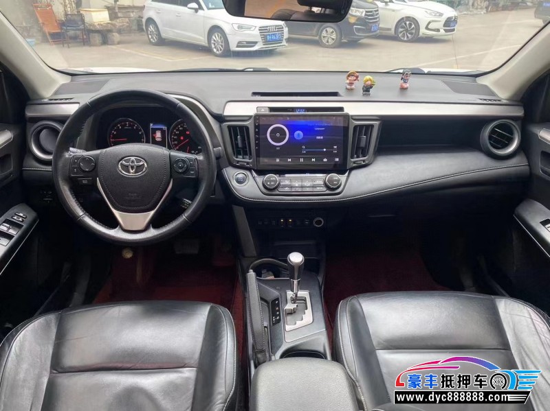 17年丰田RAV4荣放轿车抵押车出售