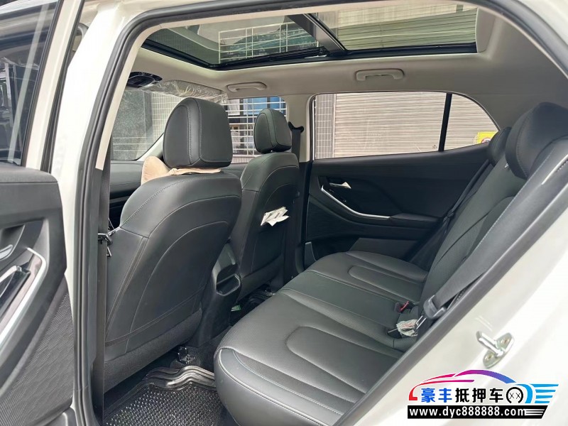 21年现代ix25轿车抵押车出售