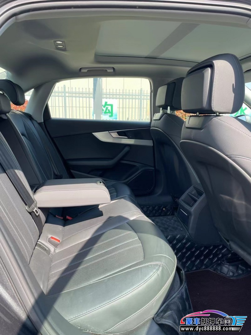 22年奥迪A4轿车抵押车出售